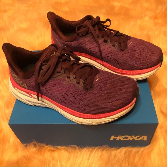 Used HOKA 6.5 wide Clifton 8 - Picture 9 of 9